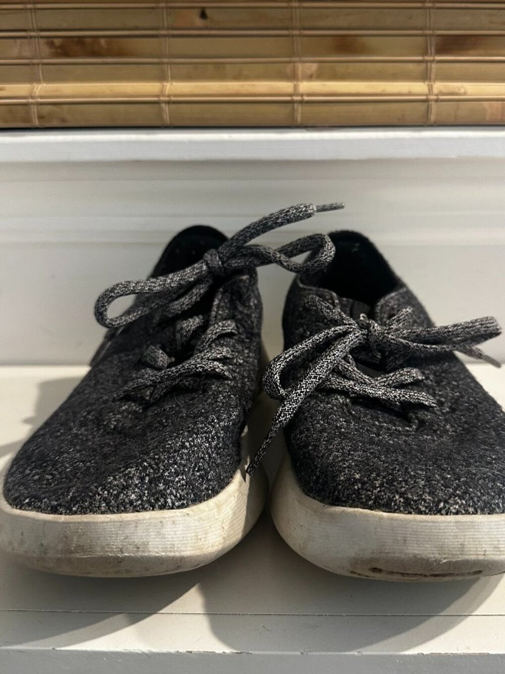 Allbirds Women's Wool Runner 2 Dark Grey (Light Grey Sole)